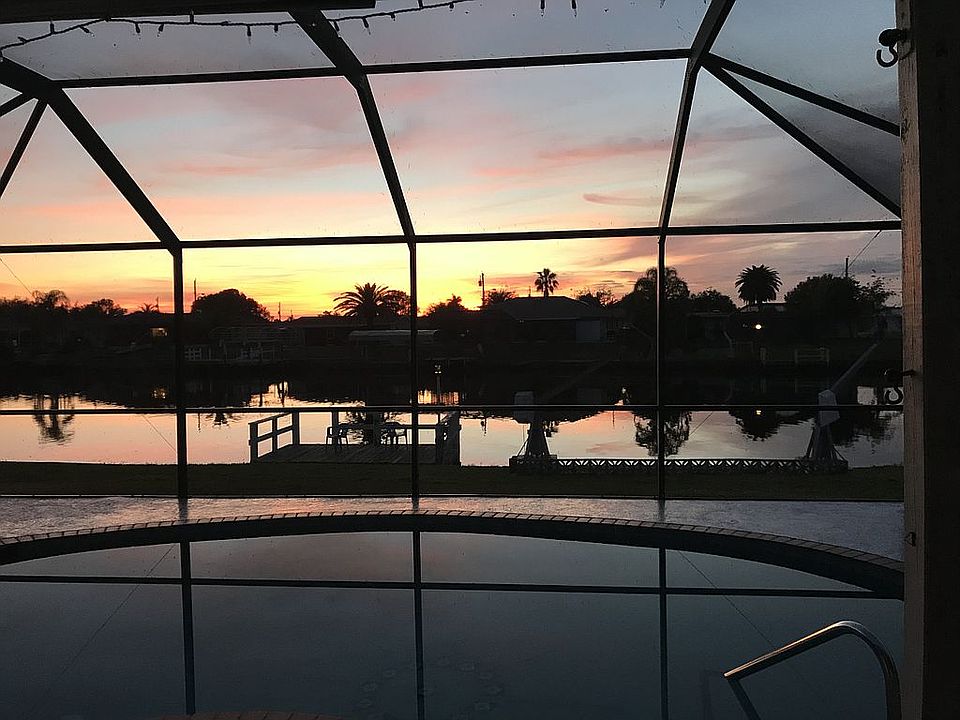 1st image of 260 E Tarpon Blvd NW