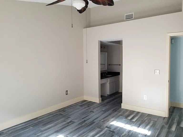 7634 Sailwinds Pass — Photo 19