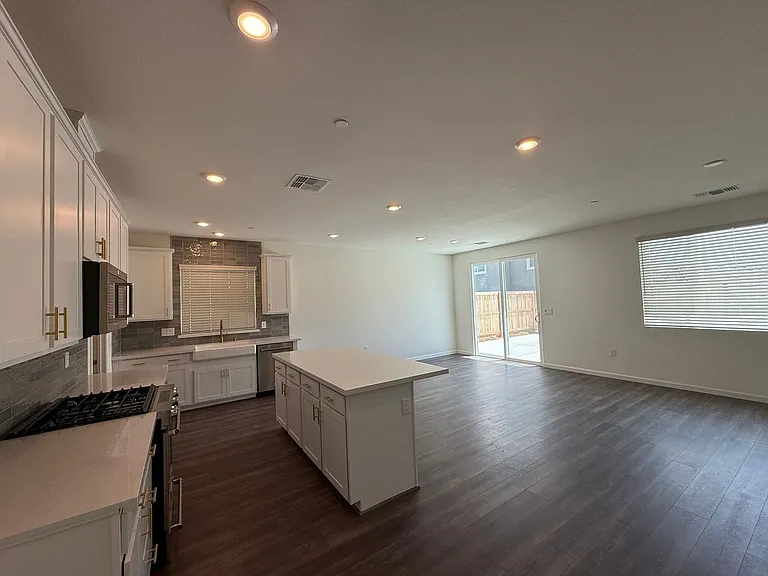 632 Rock Crest Ave — Photo 24