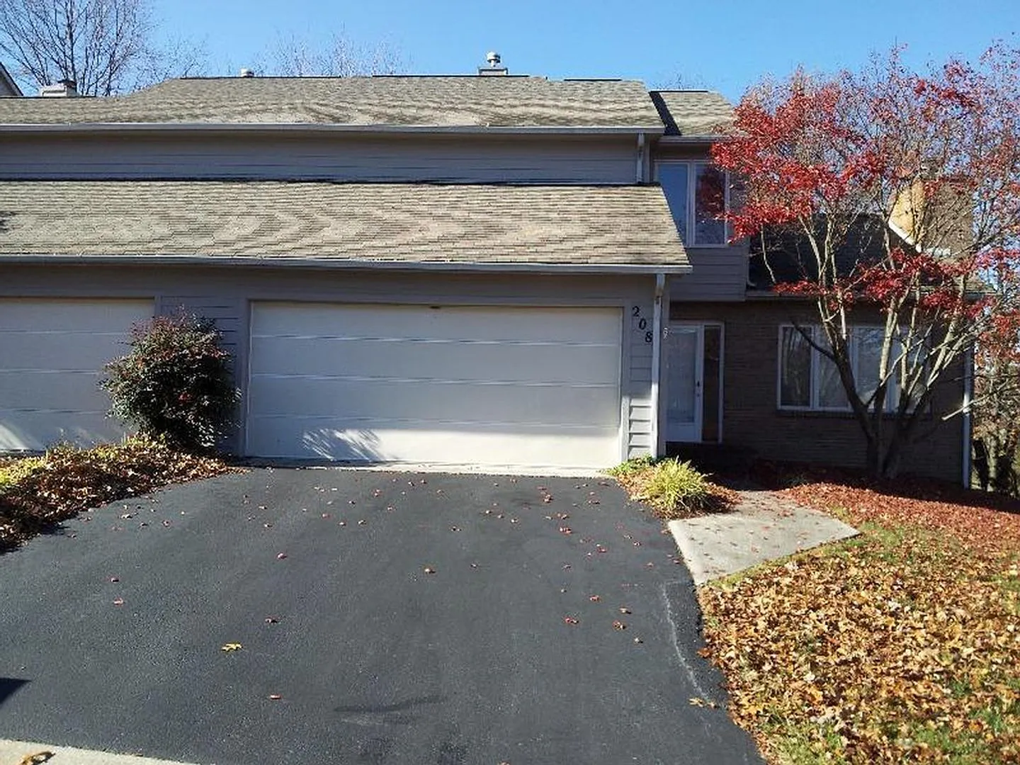 Woods Edge End Town Home with 2 Car Garage - Rent TBD — Photo 1