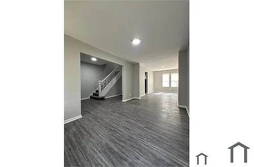 500 N Edgewood St Photo 1