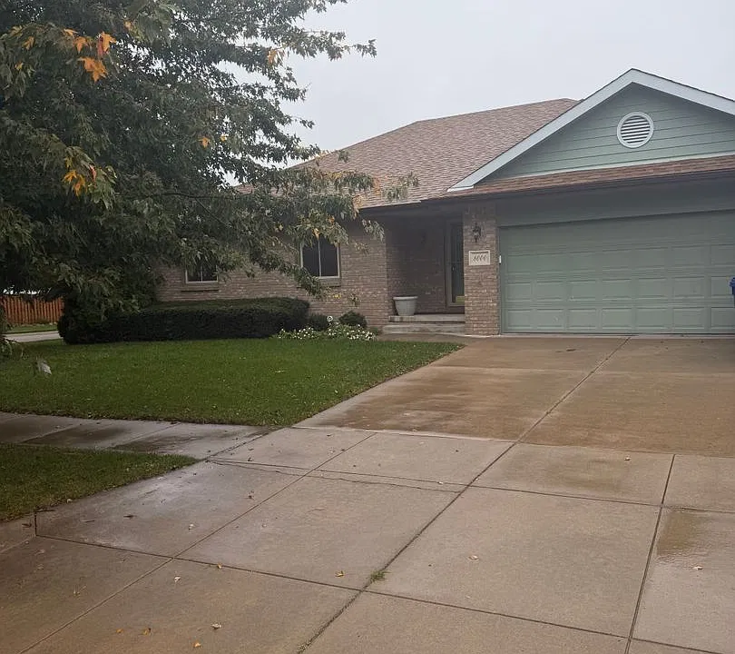 8000 Glynoaks Dr