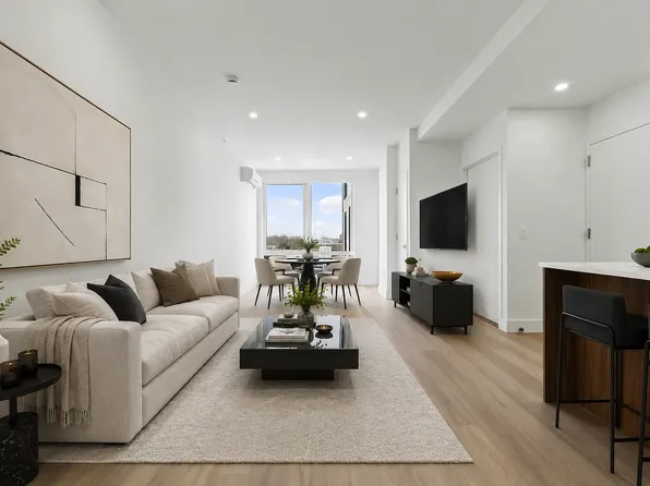 45-10 215th Pl, Bayside, NY