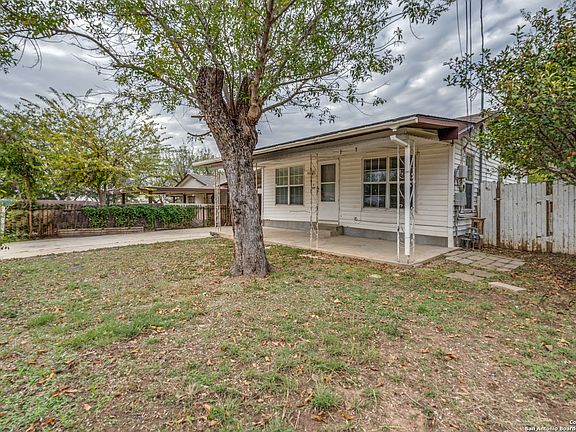 3rd image of 2839 Montrose