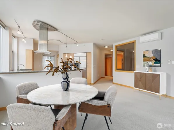 1100 106th Avenue NE #902, Bellevue, WA 98004