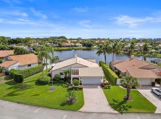 7042 NW 3rd Ave, Boca Raton, FL 33487