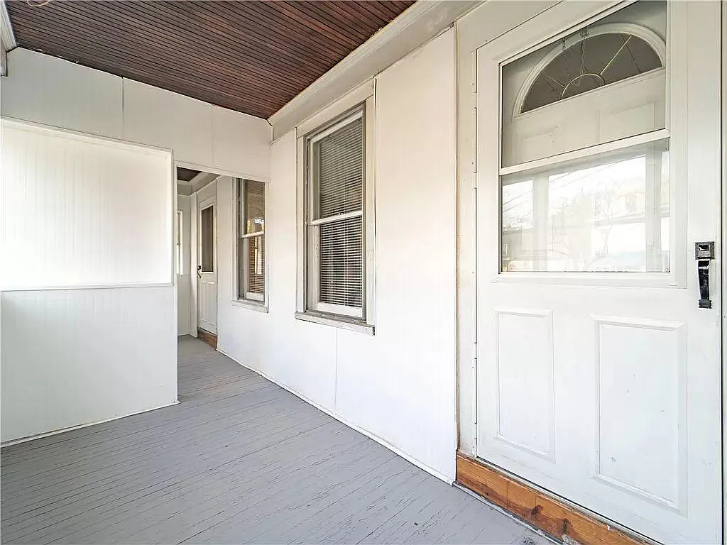 2 bed, 2100 sqft, $1,650 — Photo 3