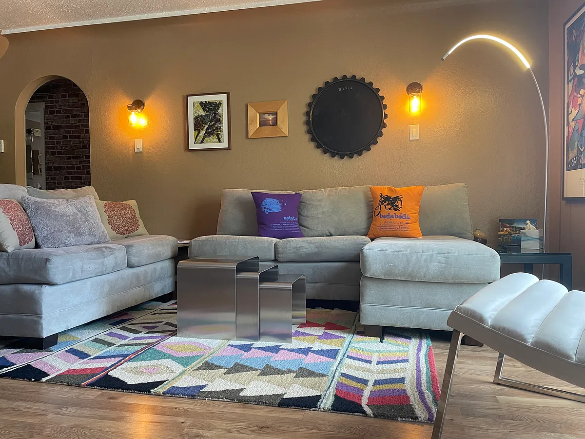 Open Living Room design - 520 W Kansas Ave #1