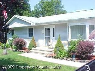 340 Lewis Lake Rd, Union Dale, PA 18470