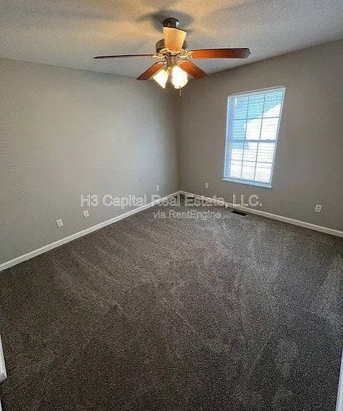 100 Crimson Ct — Photo 9