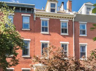 1529 Green St APT E, Philadelphia, PA 19130