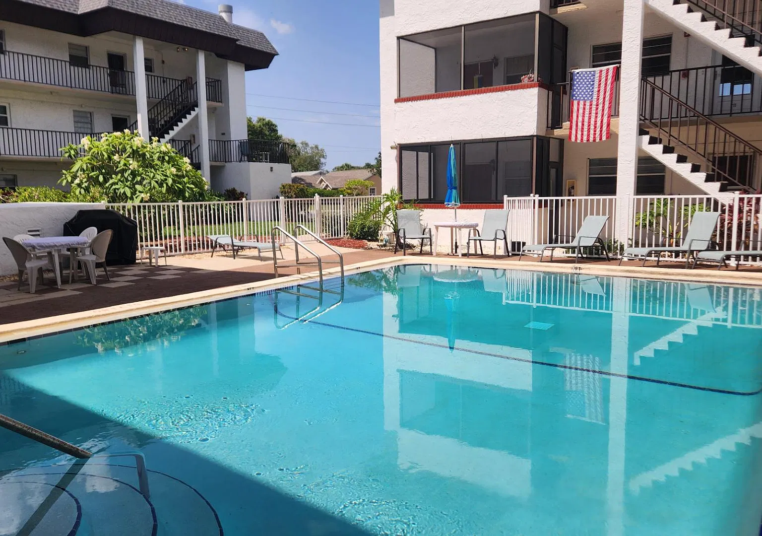 725 Port Malabar Blvd NE - Apt 301 — Photo 3