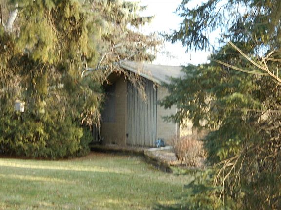 2nd image of 1222 N 124th St