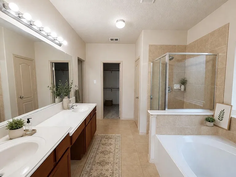 11922 Harristown Dr — Photo 14