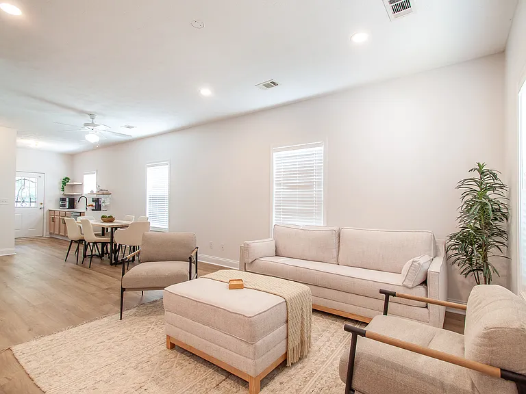 724 Ellis St — Photo 14