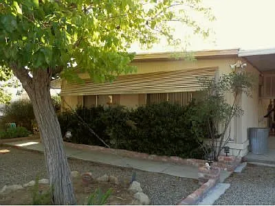 105 Cedar Way photo 1