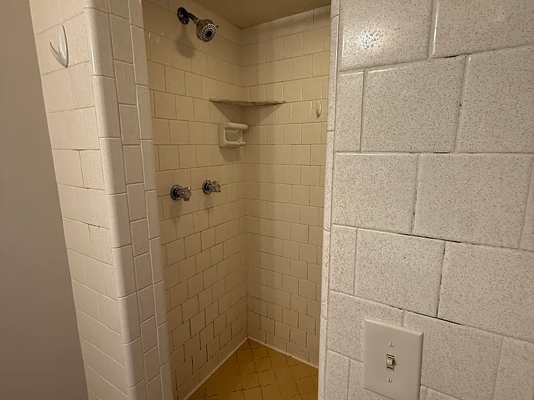 602 Hillcrest Dr — Photo 32