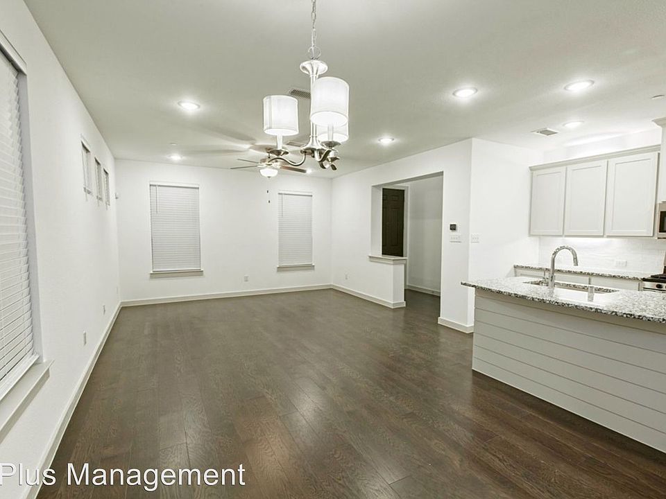 1st image of 3921 Crown Ave
