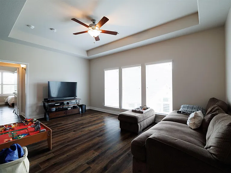 3530 Auburn Creek Cir — Photo 21