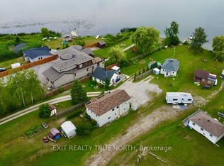 5632 Penetanguishene Rd, Springwater, ON L0L1P0