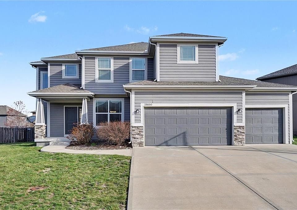 1st image of 28600 W 162nd Pl