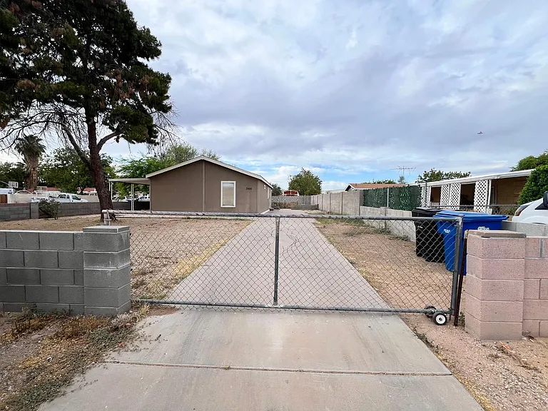 7826 E Juanita Ave — Photo 21