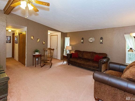 4th image of 2369 Hastings Ln SE