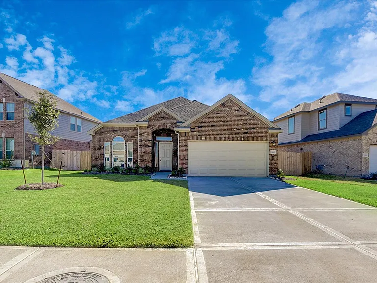 3221 Hatteras Dr — Photo 4
