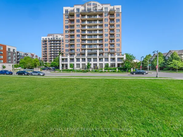 2379 Central Park Dr #1011, Oakville, ON L6H 0E3