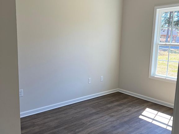5th image of 107 Mill St #107