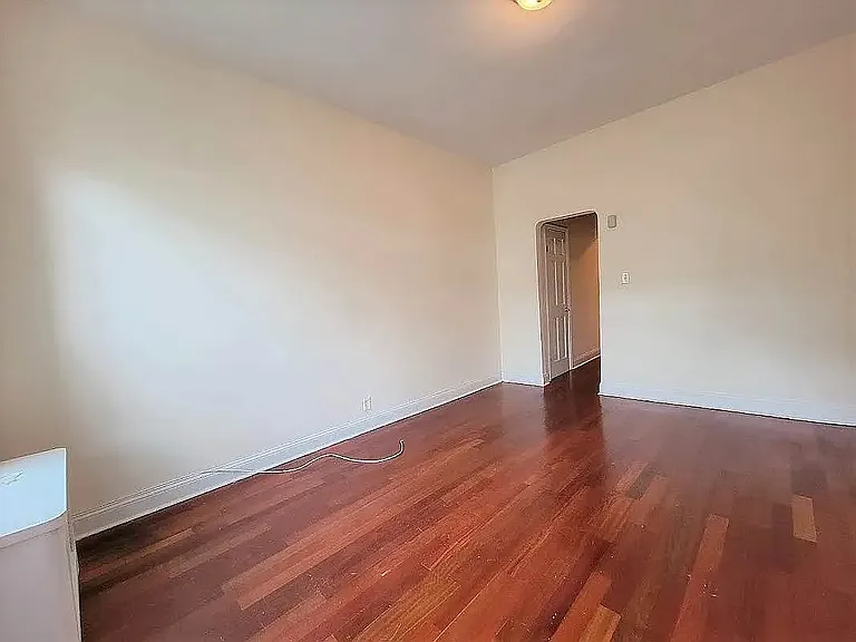 488 E 74th St #5N — Photo 2