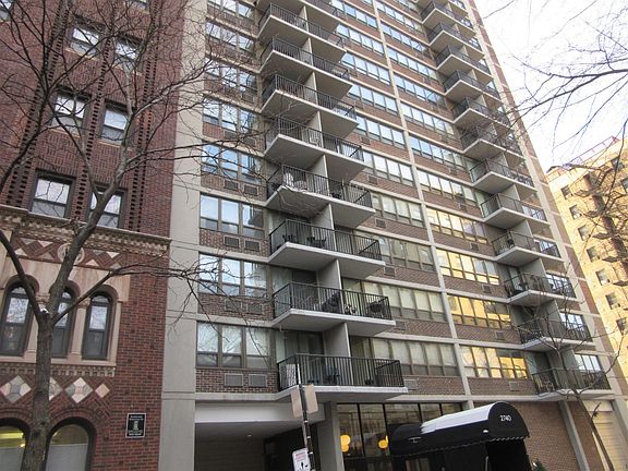 5th image of 2740 N Pine Grove Ave APT 13G