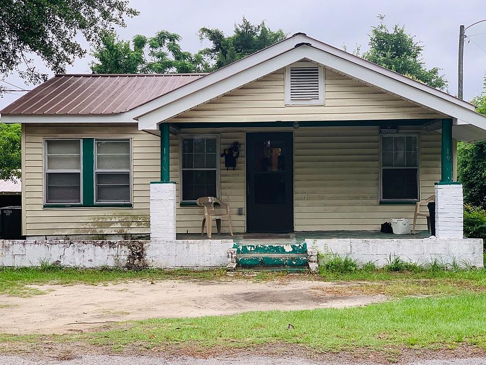 1st image of 190 McAlpine St