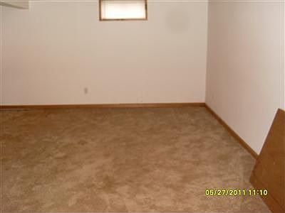 3rd image of 808 Pinewood Ave