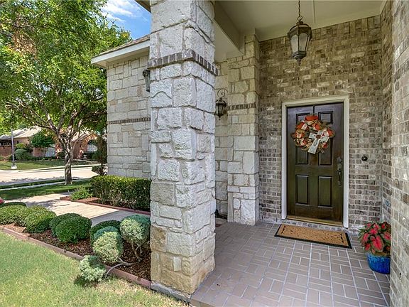 4th image of 8722 Turnberry Dr