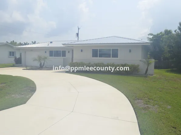 5215 Rutland Ct, Cape Coral, FL 33904