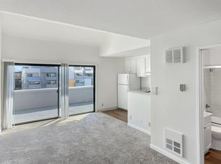 5 Embarcadero W APT 318, Oakland, CA 94607
