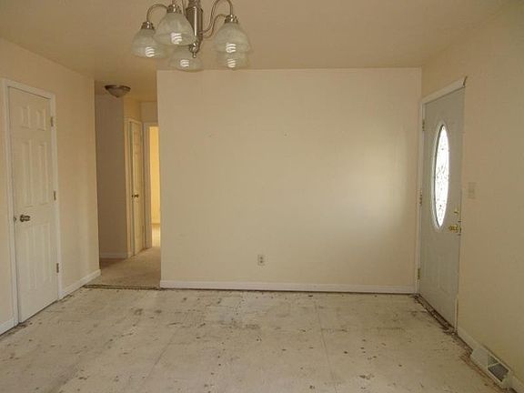 4th image of 3105 Glenwood Ave