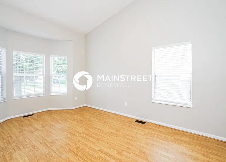 1623 Butterfly Ct — Photo 7