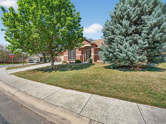 2nd image of 9331 Tyler Oaks
