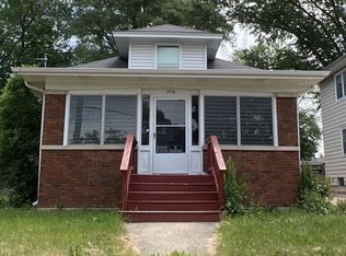 458 S Union St, Aurora, IL 60505