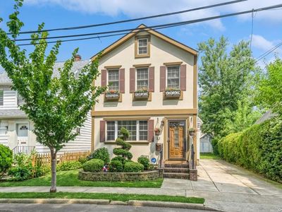 41 Sycamore Avenue, Floral Park, NY, 11001