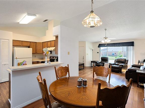 5th image of 6324 Royal Tern St