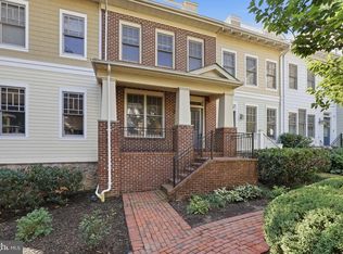 1230 N Danville St, Arlington, VA 22201