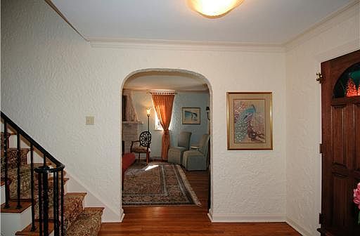 2nd image of 40 Saint Clair Dr