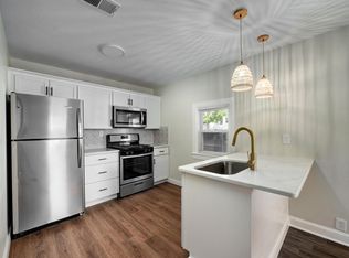 2050 Robin St APT 1, Lakewood, OH 44107
