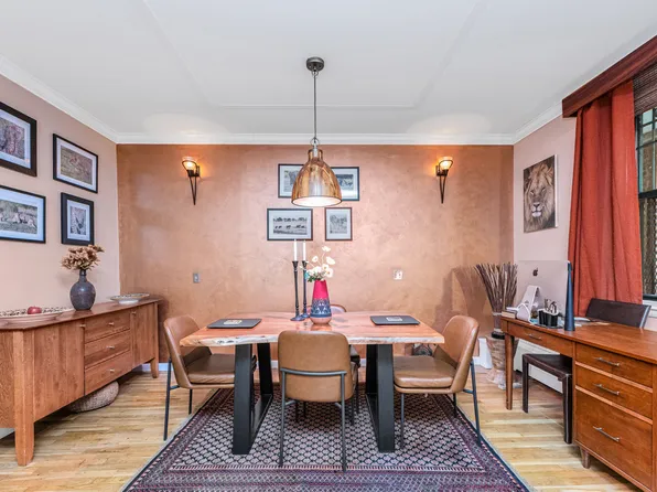 507 East 13th Street image 3 of 17