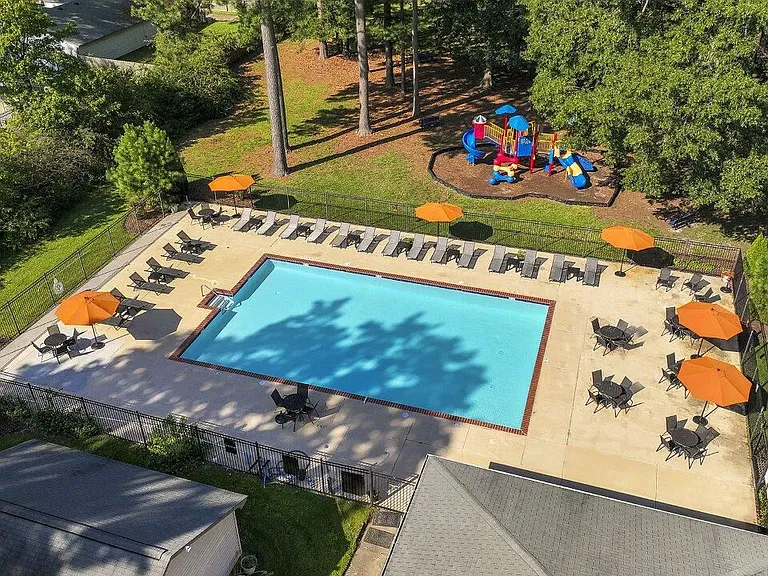 Chesapeake Pointe — Photo 24