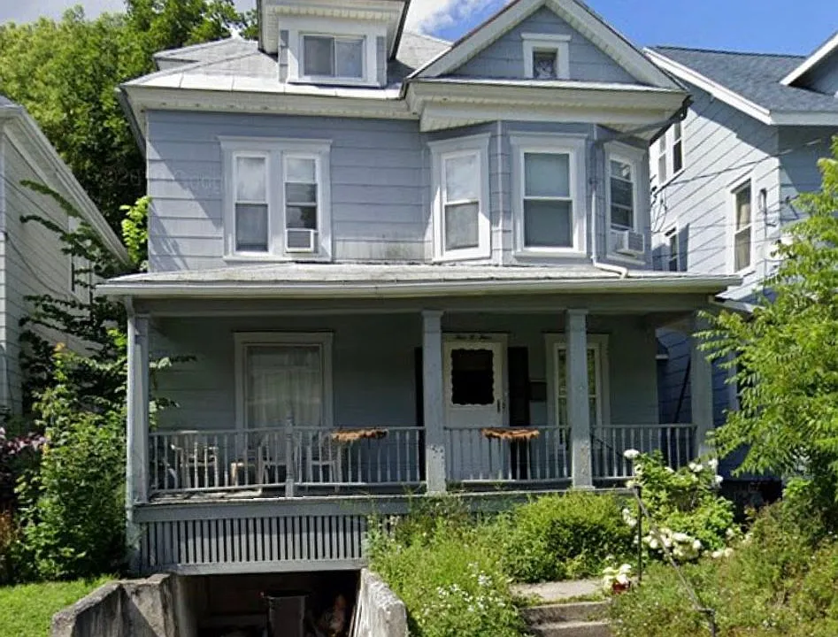 504 Bryant Ave