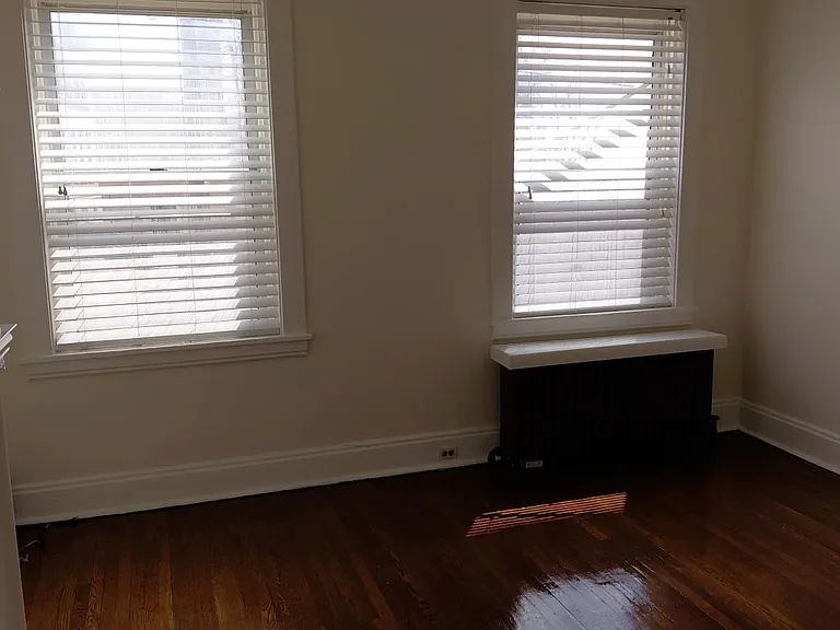 2519 Webster Ave #1 — Photo 4
